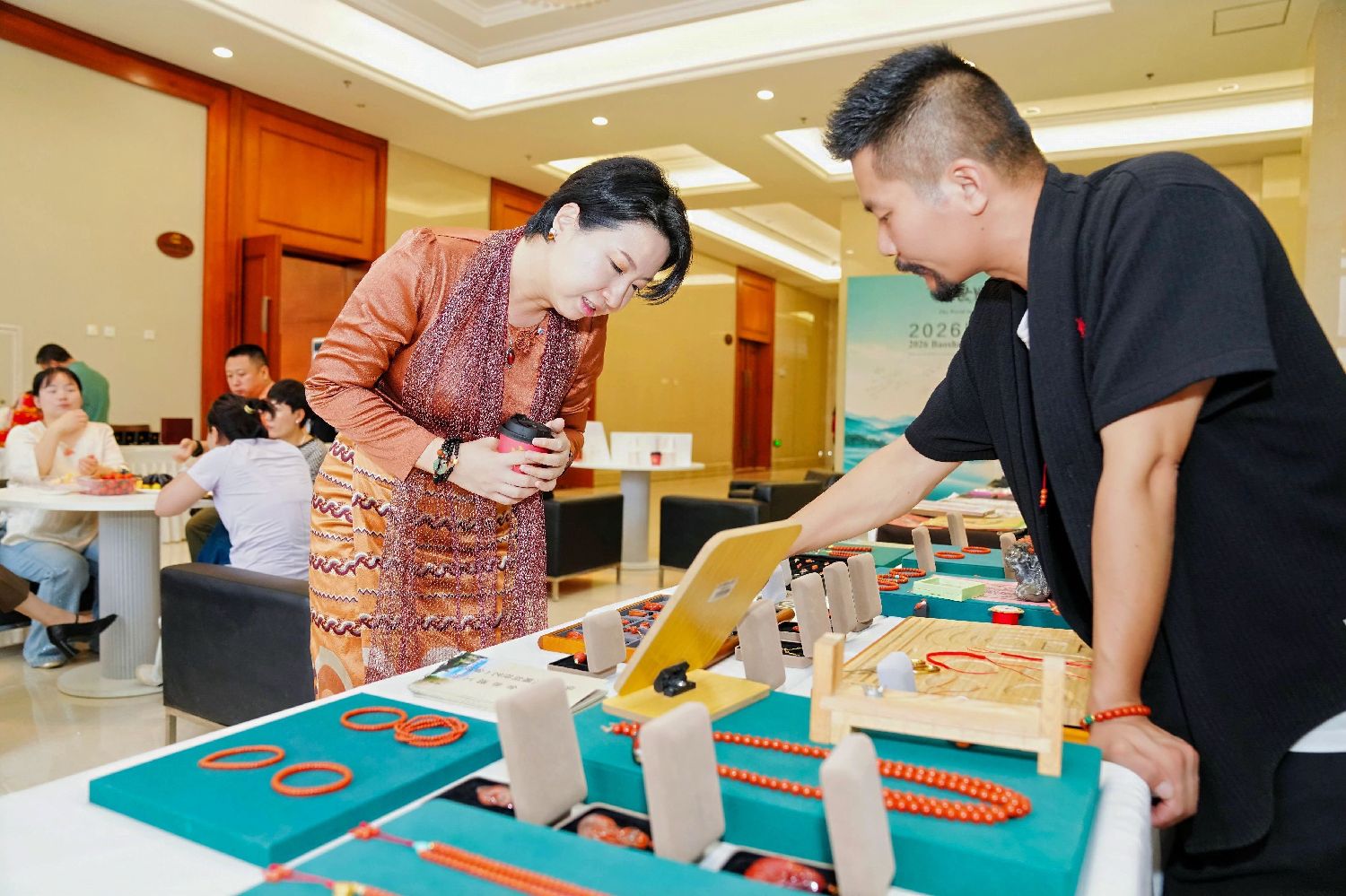 “ကမ္ဘာ့အမြင်ဖြင့် စုစည်းပုံဖော်ခြင်း - ပေါက်ရှန်းနှင့် သာယာလှပသော ဆုံစည်းမှု” ၂၀၂၆ ပြည်ပမီဒီယာသတင်းထ(图18)